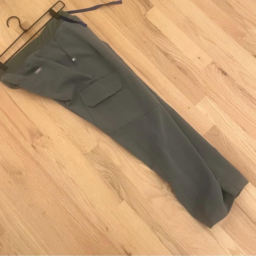 FIGS  Utility Scrub Pants Size XS/S